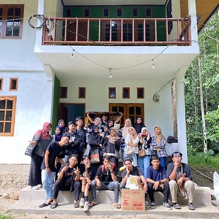 Sugi House Toraja - Penginapan Villa Harian Keluarga -Muat 20 orang Rantepao Bagian luar foto